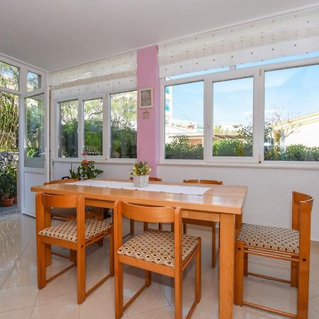 Apartmani Marija Ljubica パグ エクステリア 写真